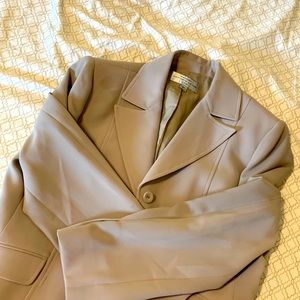 Womans Tan Tahari Arthur S. Levine Tan Blazer